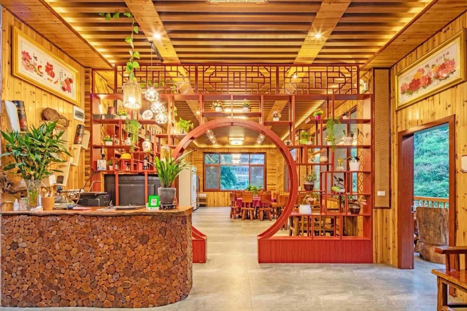龙安酒店 龙胜 外观 照片